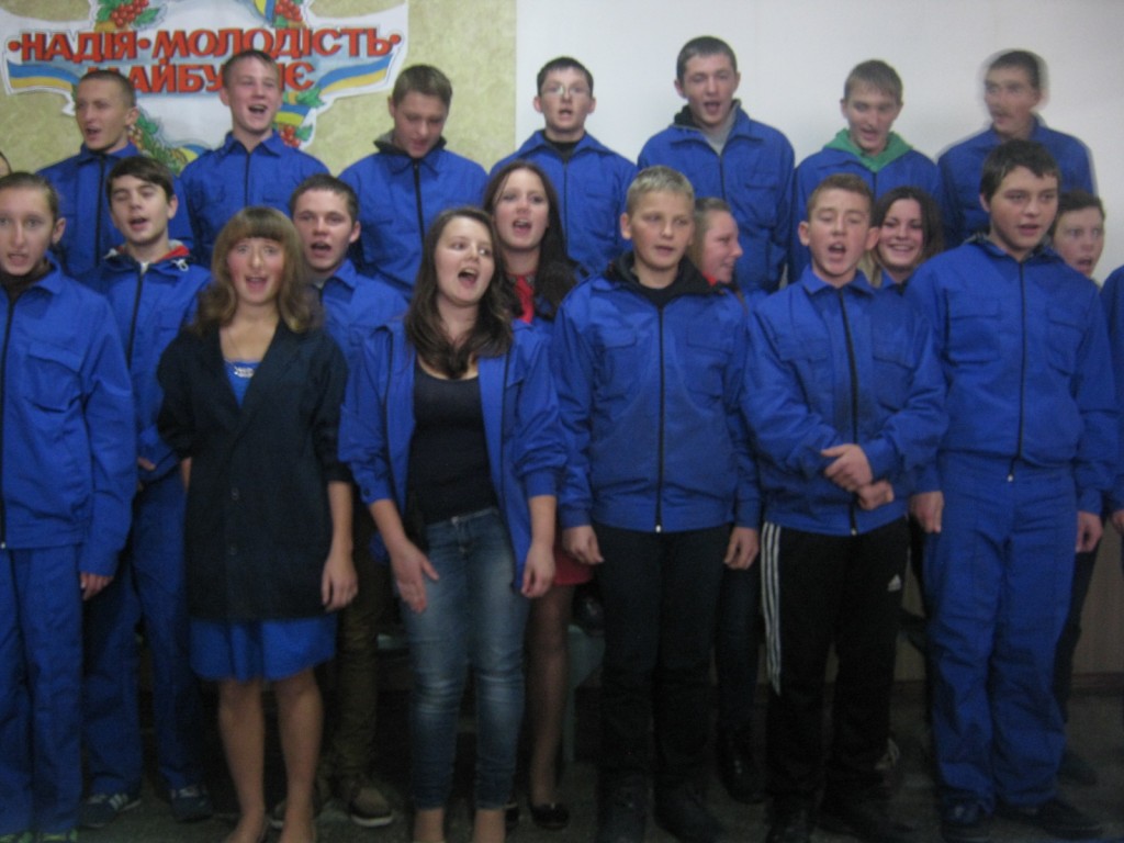 Самодеятельность 15 017